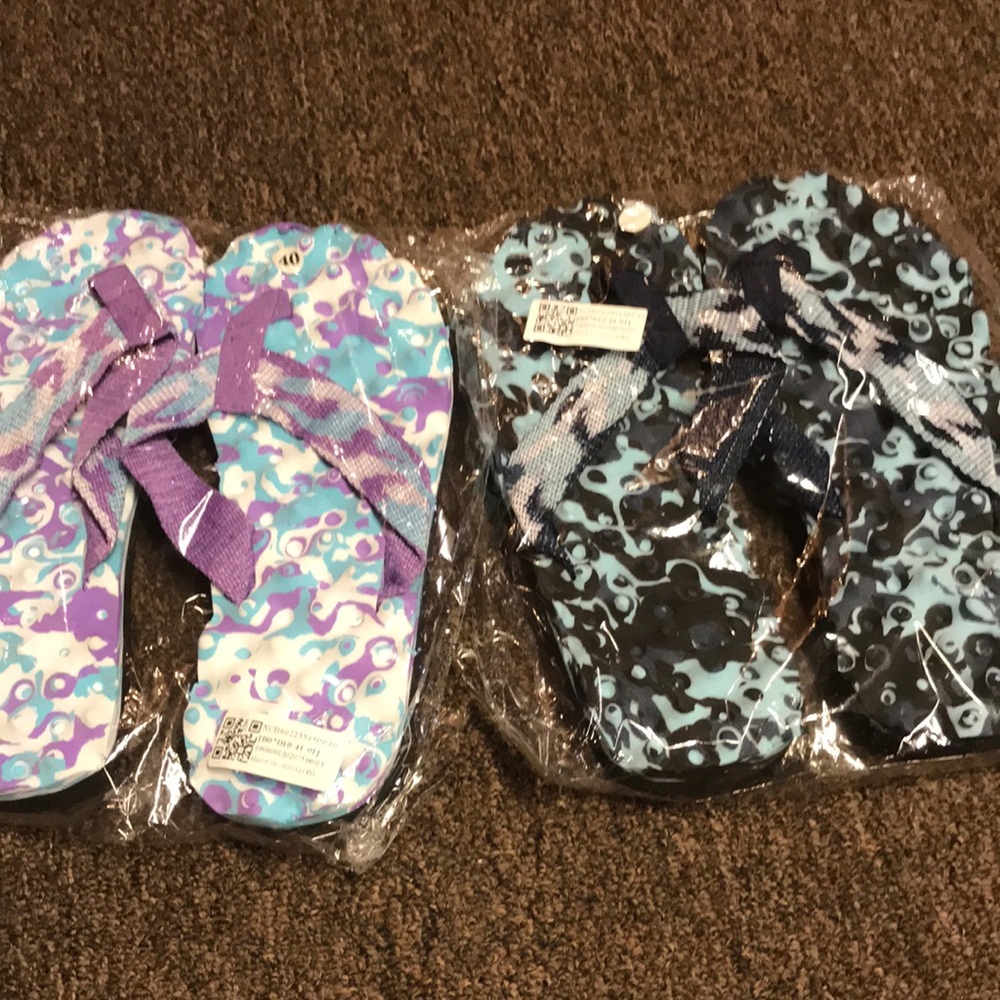 Bundle of two  flip flap  for women size 40
